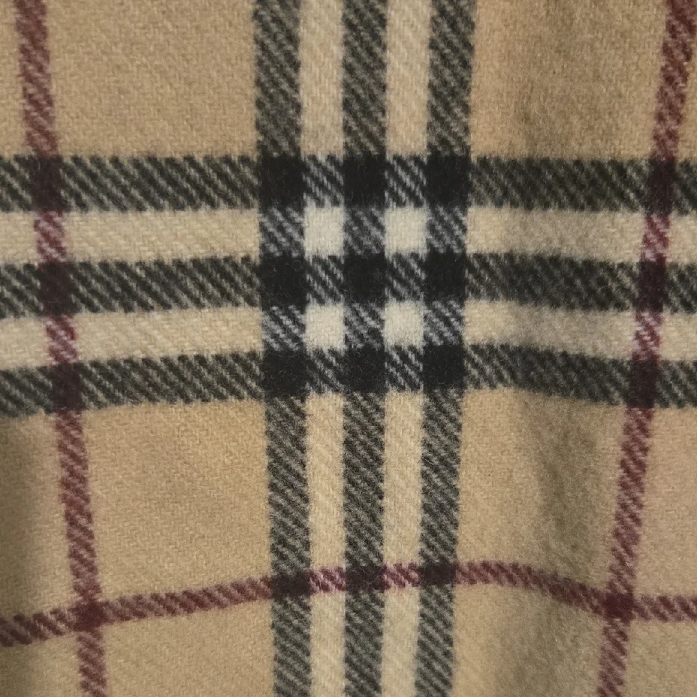 Burberry Beige and Black Wool Scarf